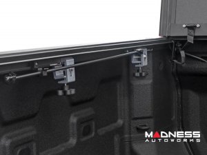 GMC Canyon Bed Cover - Tri-Fold - Flip Up - Hard Cover - 6' Bed GMC Canyon Bed Cover - Tri-Fold - Flip Up - Hard Cover - 6' Bed